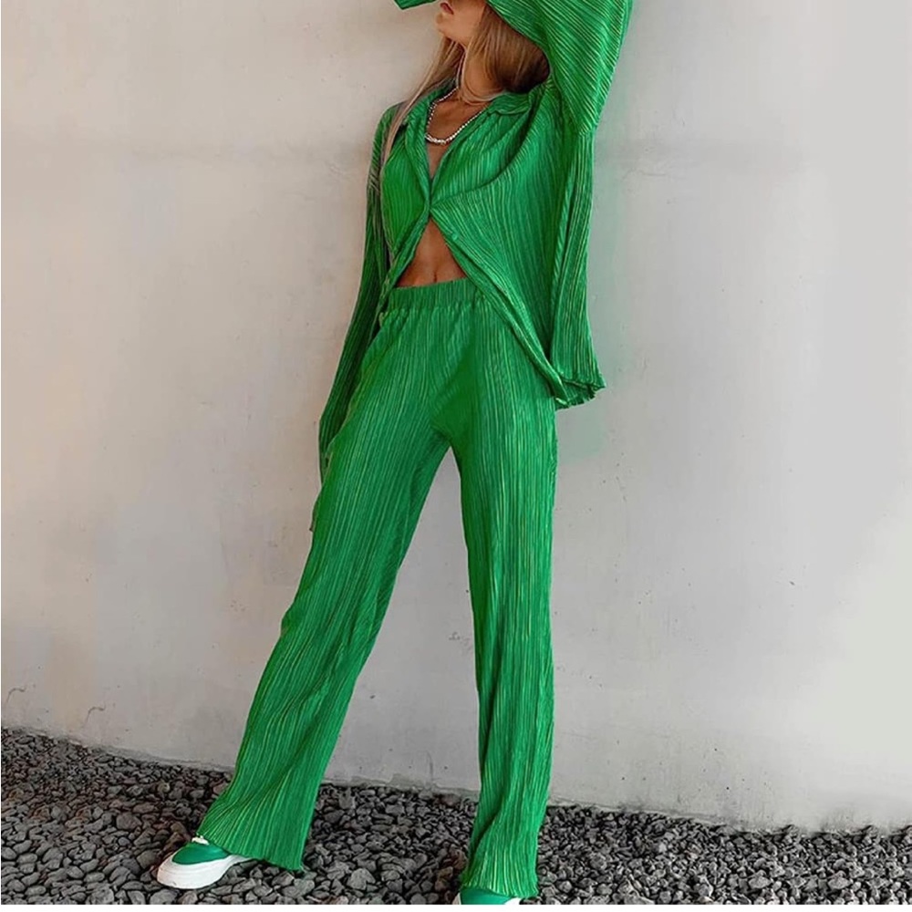 Green 2 Piece Set